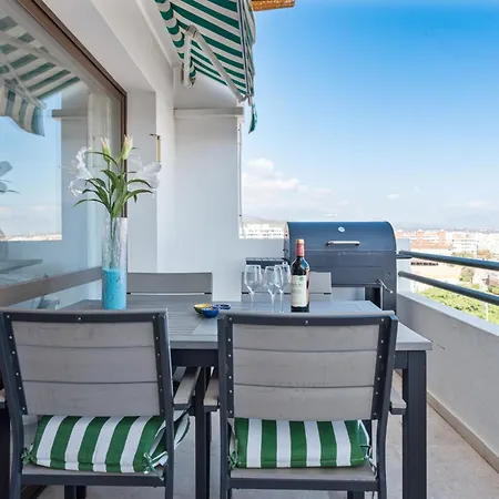Lovely Penthouse By Costarentals - Ref M15 Daire