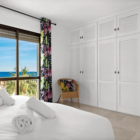 Lovely Penthouse Near Marina By Costarentals - Ref M15 * Estepona