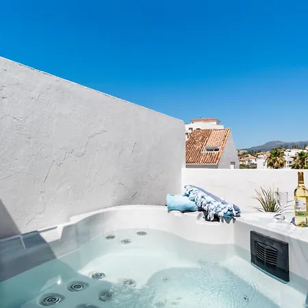 Lovely Penthouse Near Marina By Costarentals - Ref M15