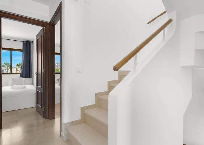 アパート Lovely Penthouse By Costarentals - Ref M15 エステポナ