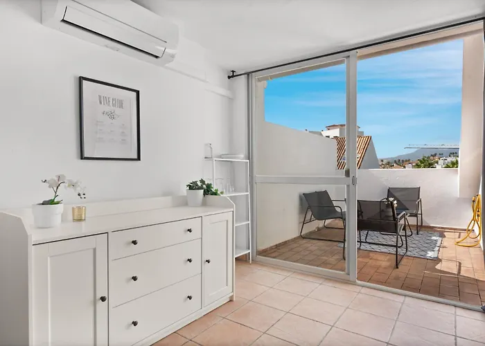 Lovely Penthouse By Costarentals - Ref M15 Apartment