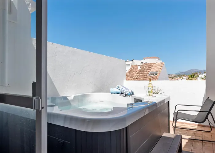 Lovely Penthouse By Costarentals - Ref M15