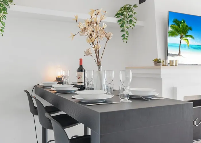 Lovely Penthouse By Costarentals - Ref M15 Apartamento