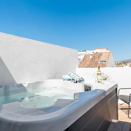 Lovely Penthouse Near Marina By Costarentals - Ref M15 شقة إِستيبونا