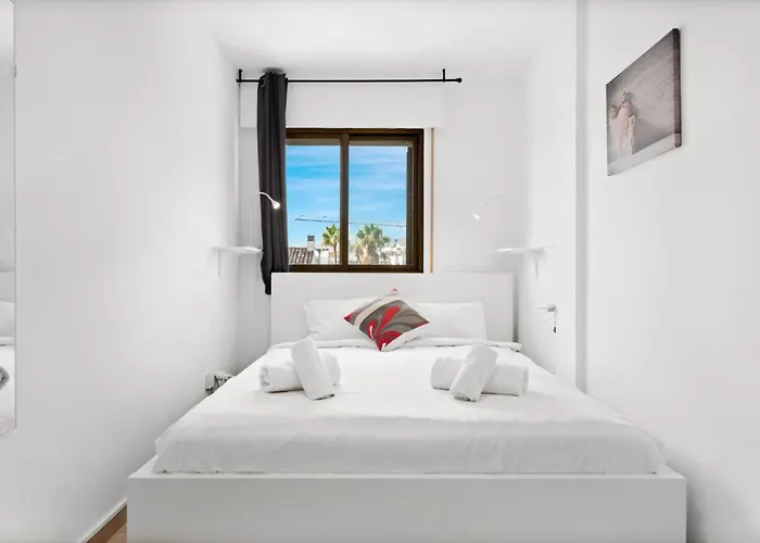 Lovely Penthouse By Costarentals - Ref M15 *