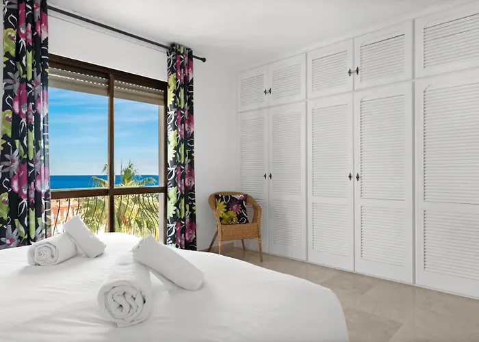 Lovely Penthouse By Costarentals - Ref M15 * إِستيبونا