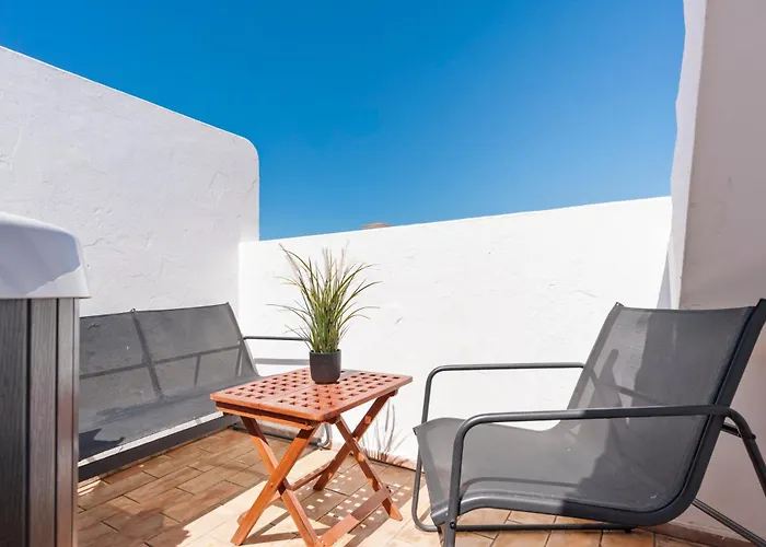 شقة Lovely Penthouse By Costarentals - Ref M15 إِستيبونا